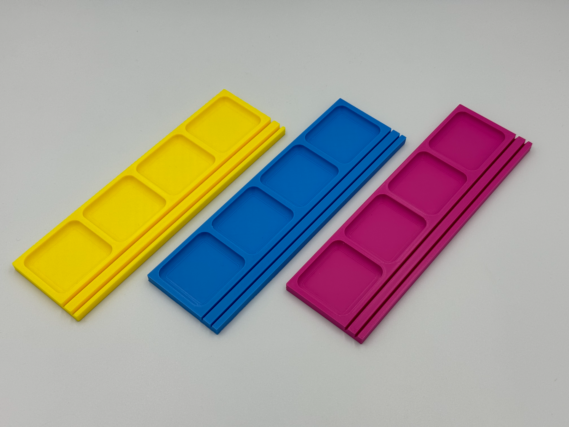 Card & Resource Tray - 4 Small Slots