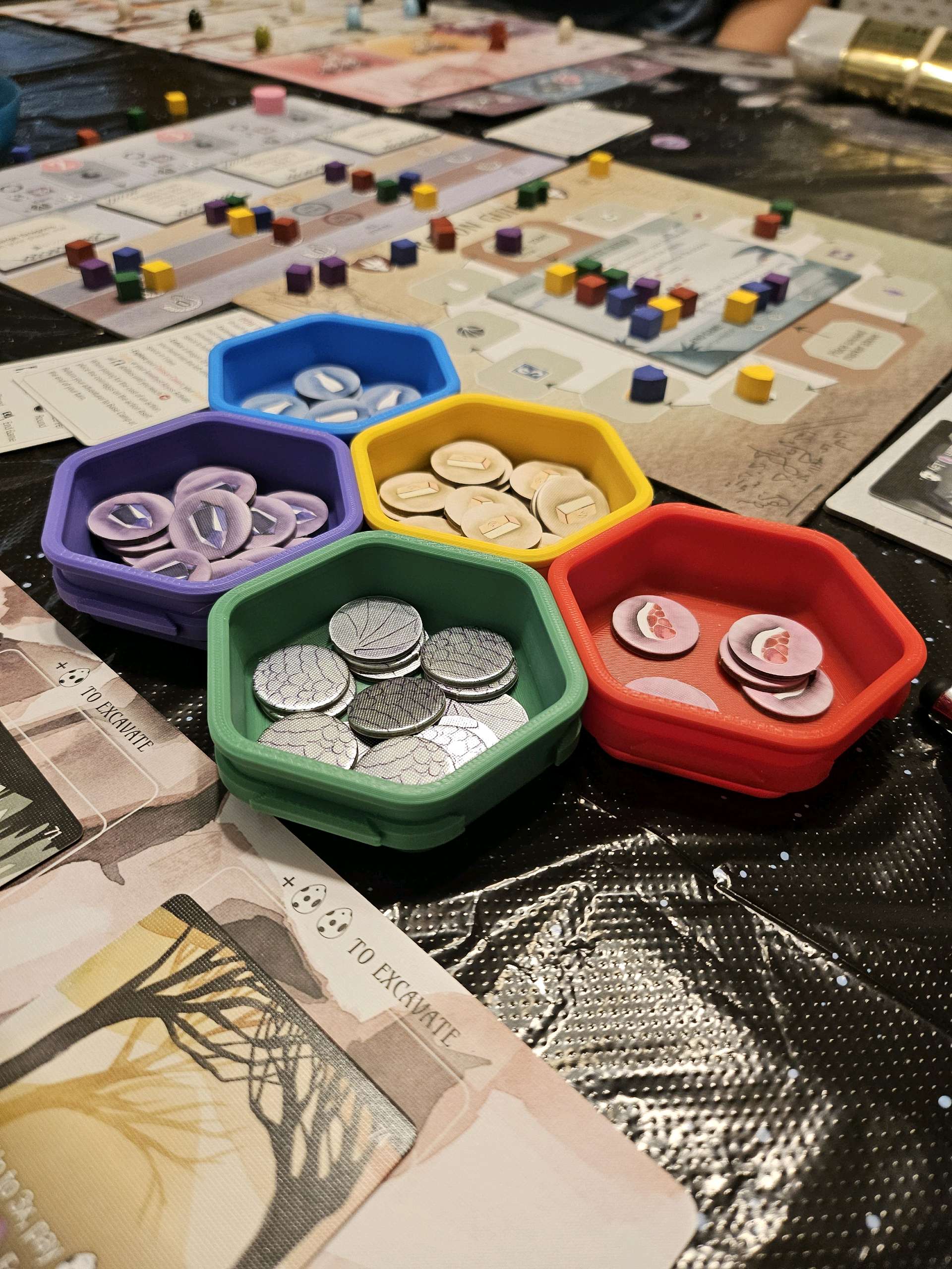 Interlocking Resource Trays